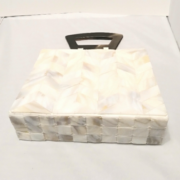 NWTS PassionFruit Handbag Abalone Shell - Picture 4 of 7